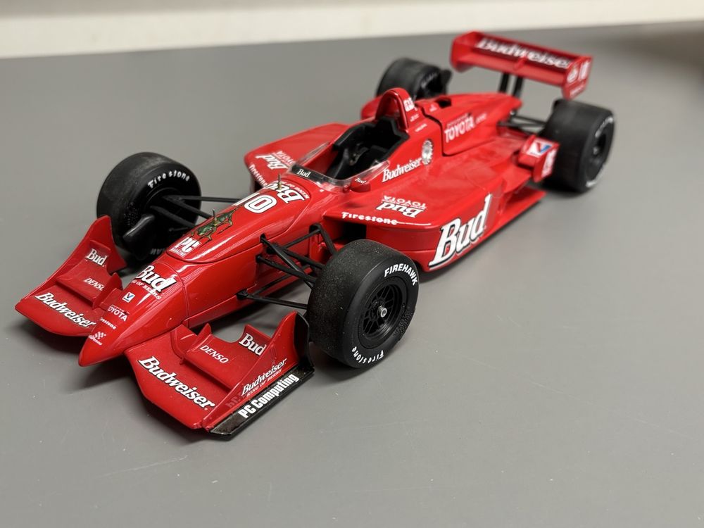 Action 1/18 Scale - R.Hearn Budweiser 1999 Reynard (Gebraucht) in ...