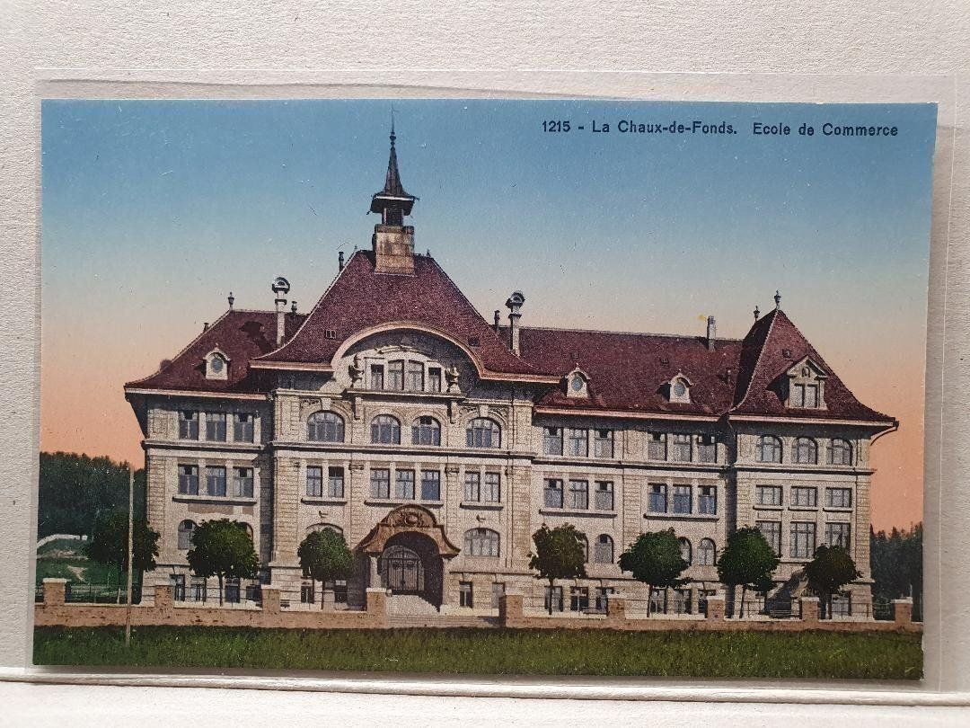 Ansichtskarten: LA CHAUX-DE-FONDS    -  Ecole de Commerce – Gebraucht aus Delémont von Domdom1