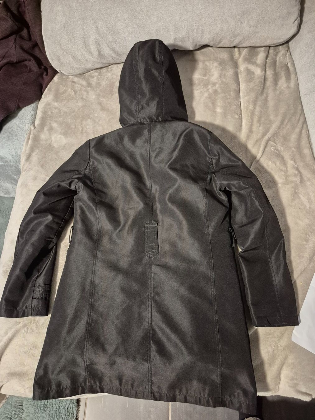 Jacken: Schwarze Übergangs/Winterjacke Grösse M – Gebraucht aus Tagelswangen von Daubinator7 3