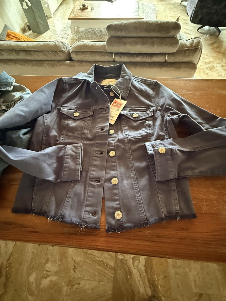 Giacche: Veste en jeans  – Nuovo (secondo la descrizione) da savièse venduto da karukeragwada 2