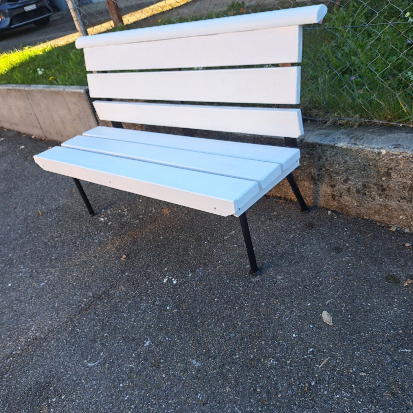 Panchine: huebsche gartenbank robust – Nuovo (secondo la descrizione) da Benzenschwil venduto da 007tinu 1