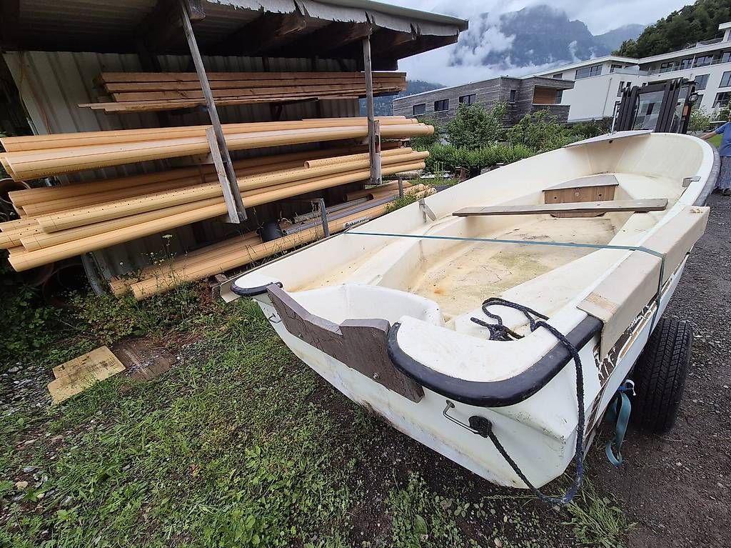 Barche: Fischerboot inkl. Anhänger – Usato da Unterterzen venduto da bar_vvm6 2