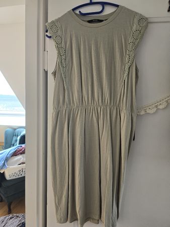 Sommerkleid mit Häkelspitze Gr. L