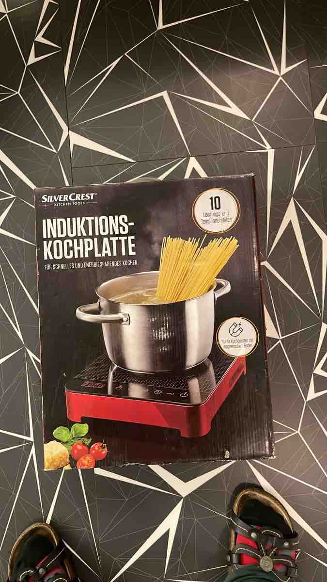 SilverCrest Küchengeräte: SILVERCREST Induktionskochplatte – Gebraucht aus Boningen von LAZ