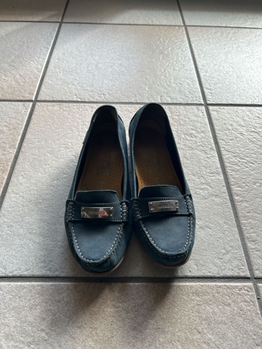 Mephisto Damenschuhe: Mocassins en cuir bleu – Gebraucht aus Yverdon-les-Bains von Little_M0nster 1