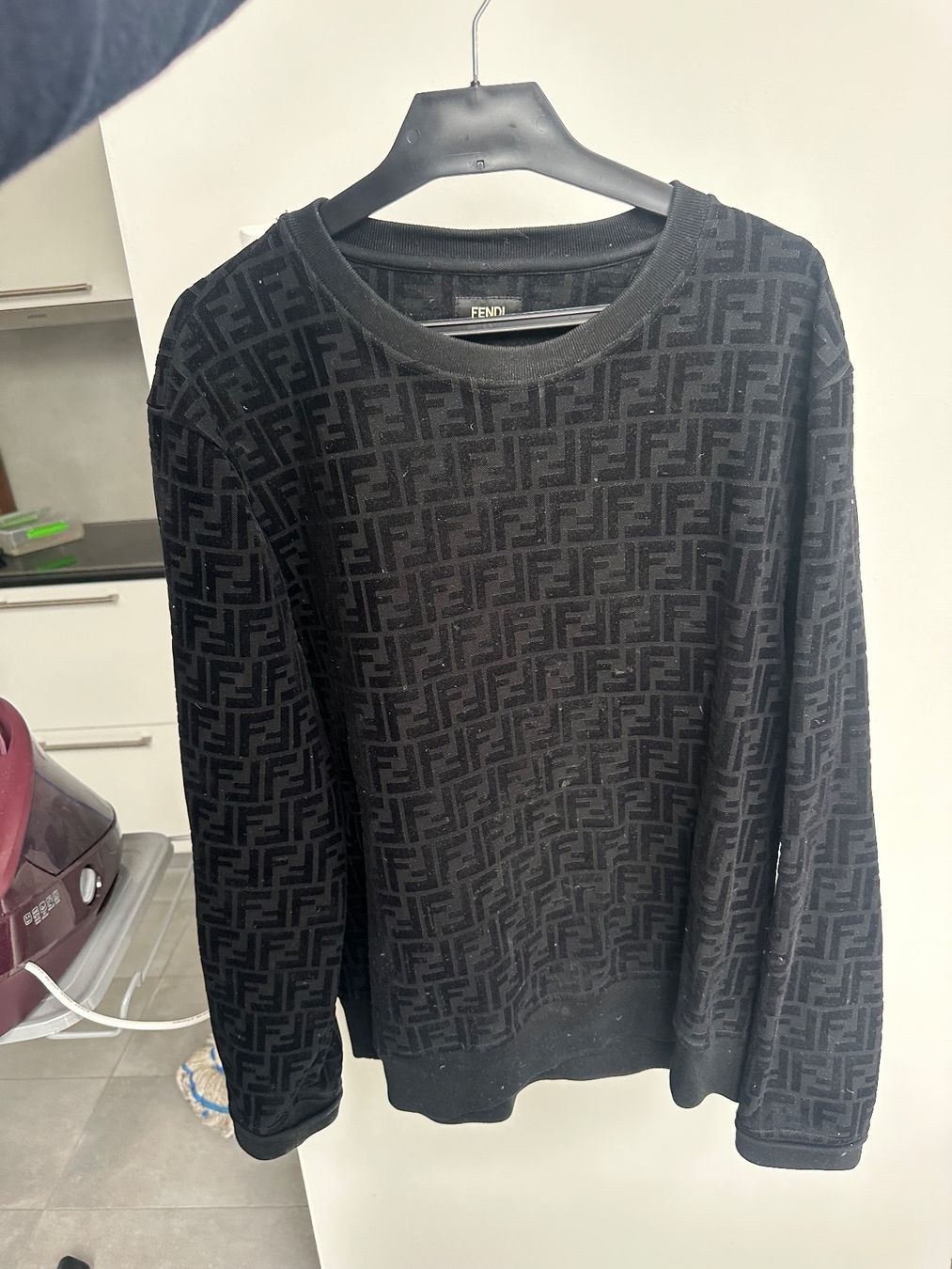 Fendi Maglioni & Felpe: Pull Fendi noir bon état – Usato da Chavannes-de-Bogis venduto da GenevaSak