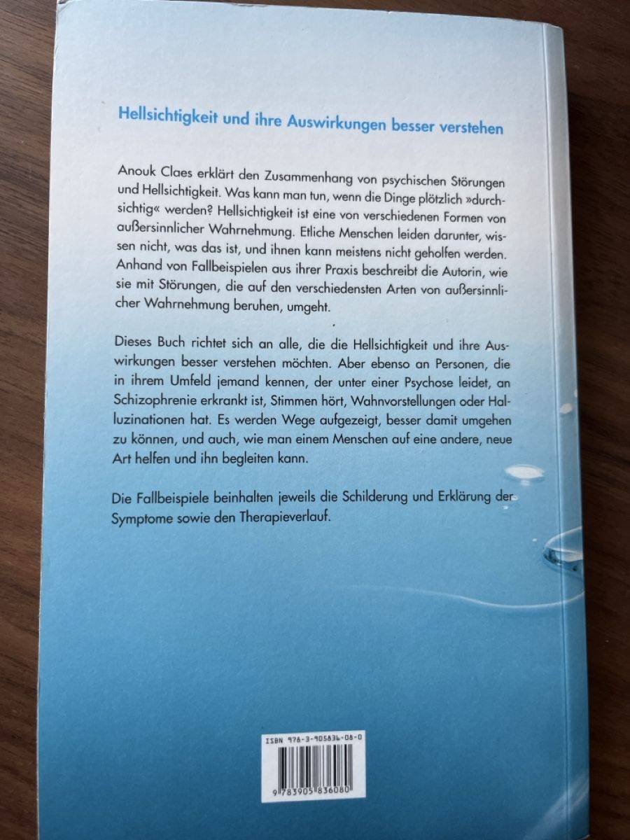 Libri: Anouk Claes: Durchsichtig – Usato da Kloten venduto da Mianan88 1