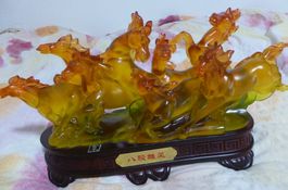 FANTASTISCHE-PFERDE-GRUPPE-8 PFERDE--37 CM-GELB/GRÜNE FARBEN
