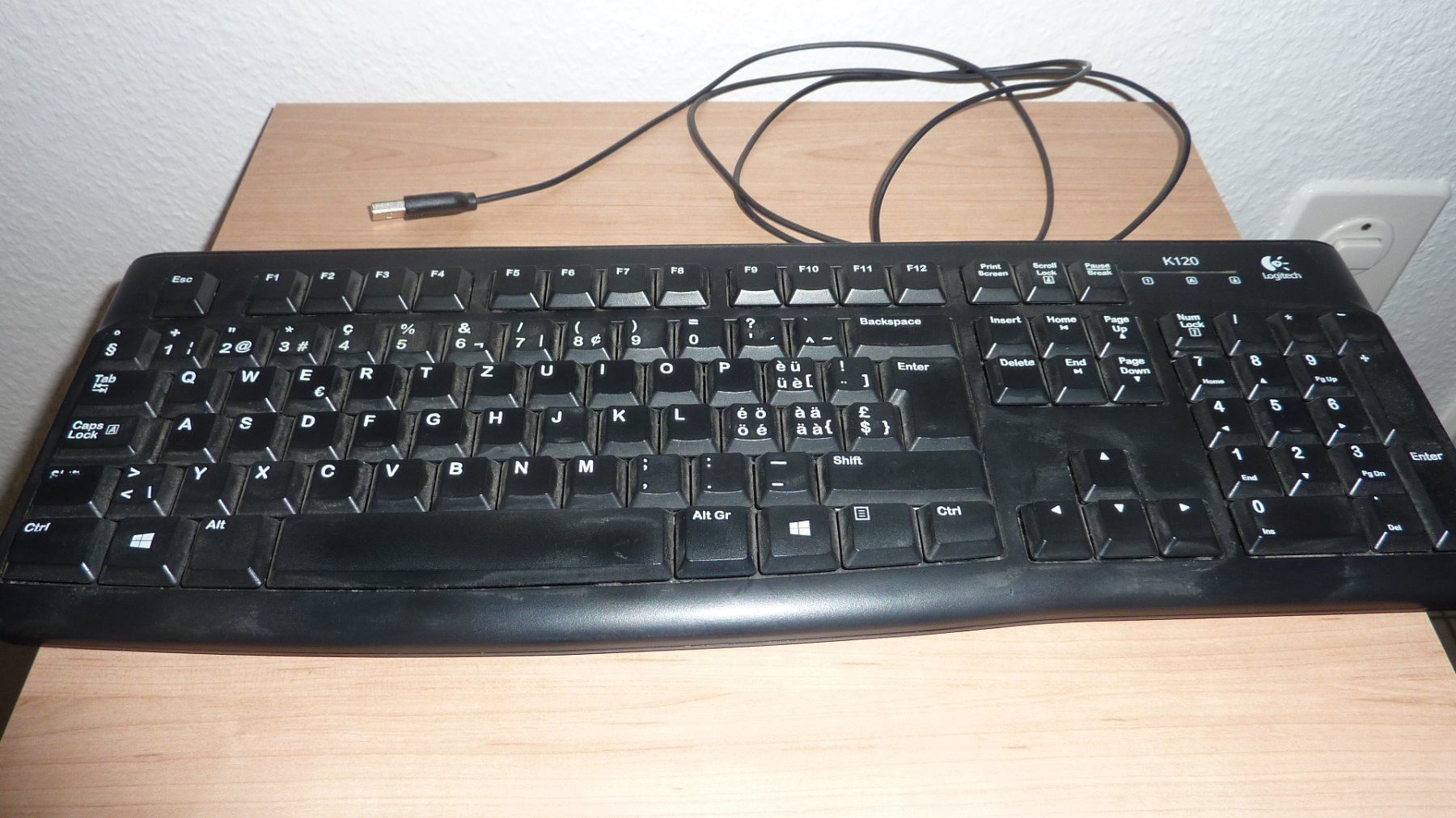 Logitech Claviers: logitech tastatur – Neuf (Voir description) à Füllinsdorf par pmarkus