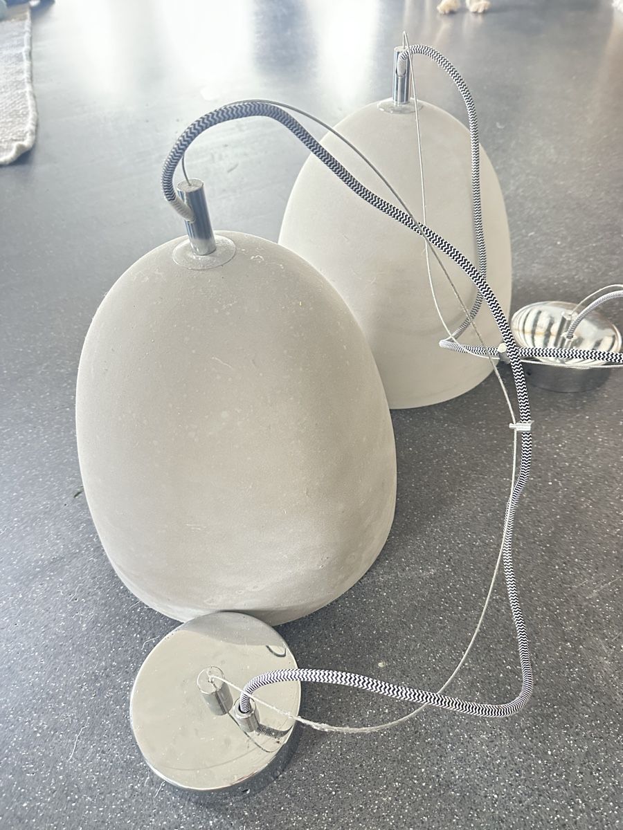 Lampadari & plafoniere: 2 Hängelampen aus Beton – Usato da Rütihof venduto da yol_wf76 1