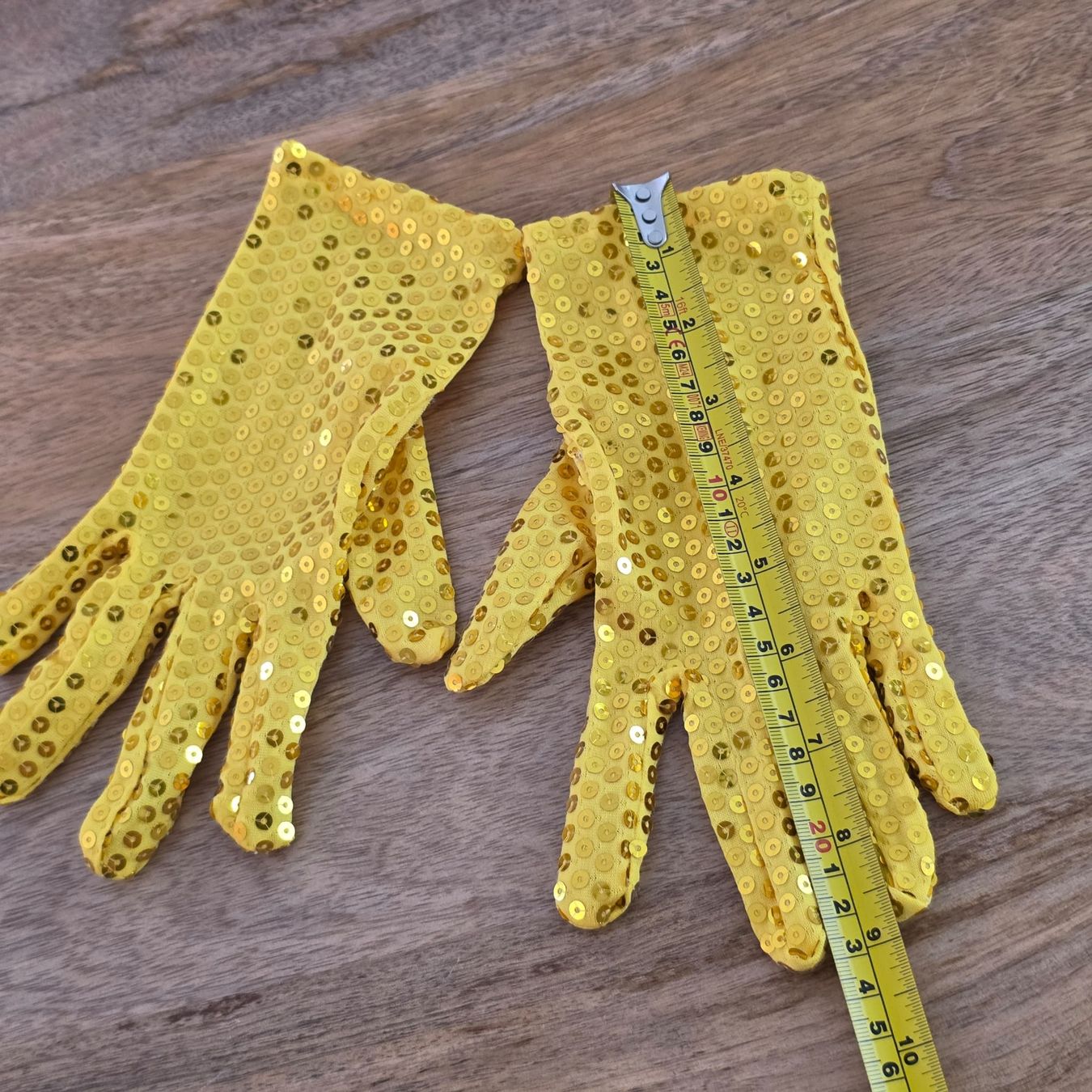 Handschuhe & Handstulpen: Handschuhe gelb Pailletten – Neu (gemäss Beschreibung) aus Rheinsulz von Dred 3