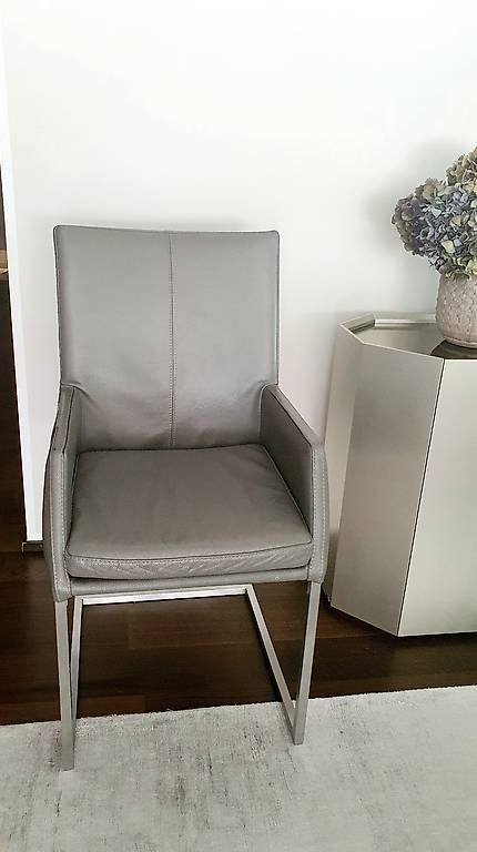 Sedie: Moderne , graue Lederstühle, 4 Stück – Usato da Meilen venduto da Na.Interior 2