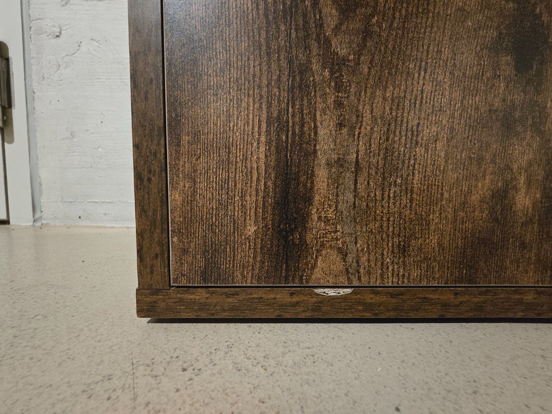 Kommoden: Sideboard / Kommode Holzoptik Industrial Stil – Gebraucht aus Zürich von Jackiieee88 2