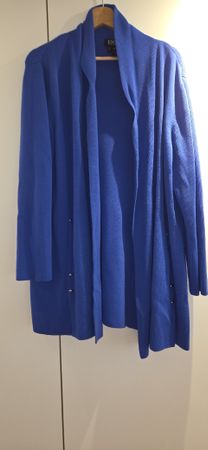 Escada Margaretha Ley Cardigan, Gr. 42, Schurwolle Blau NEU