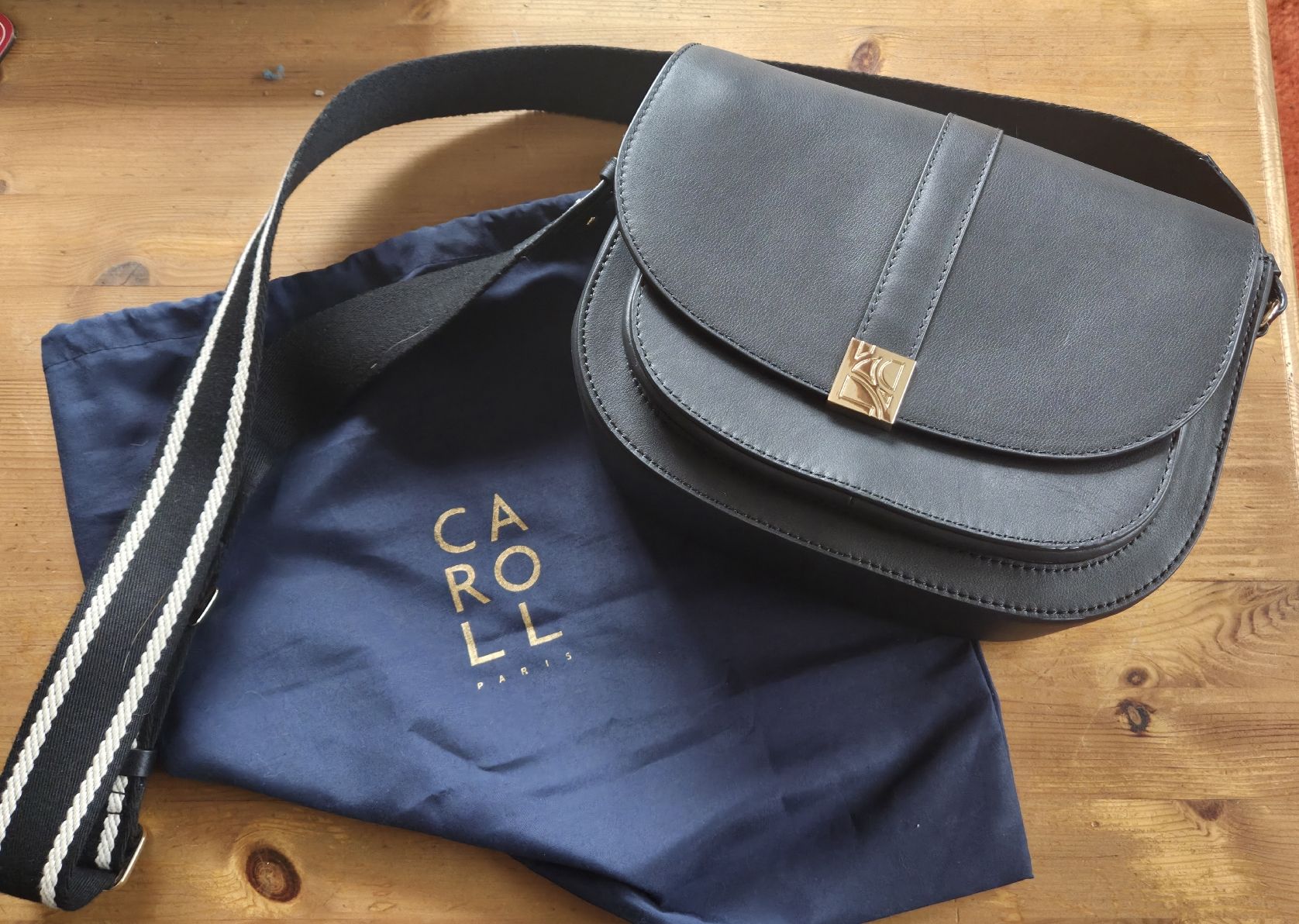 Caroll Borse da donna: sac Caroll – Nuovo e nell'imballaggio originale da La Rippe venduto da SophieU 1