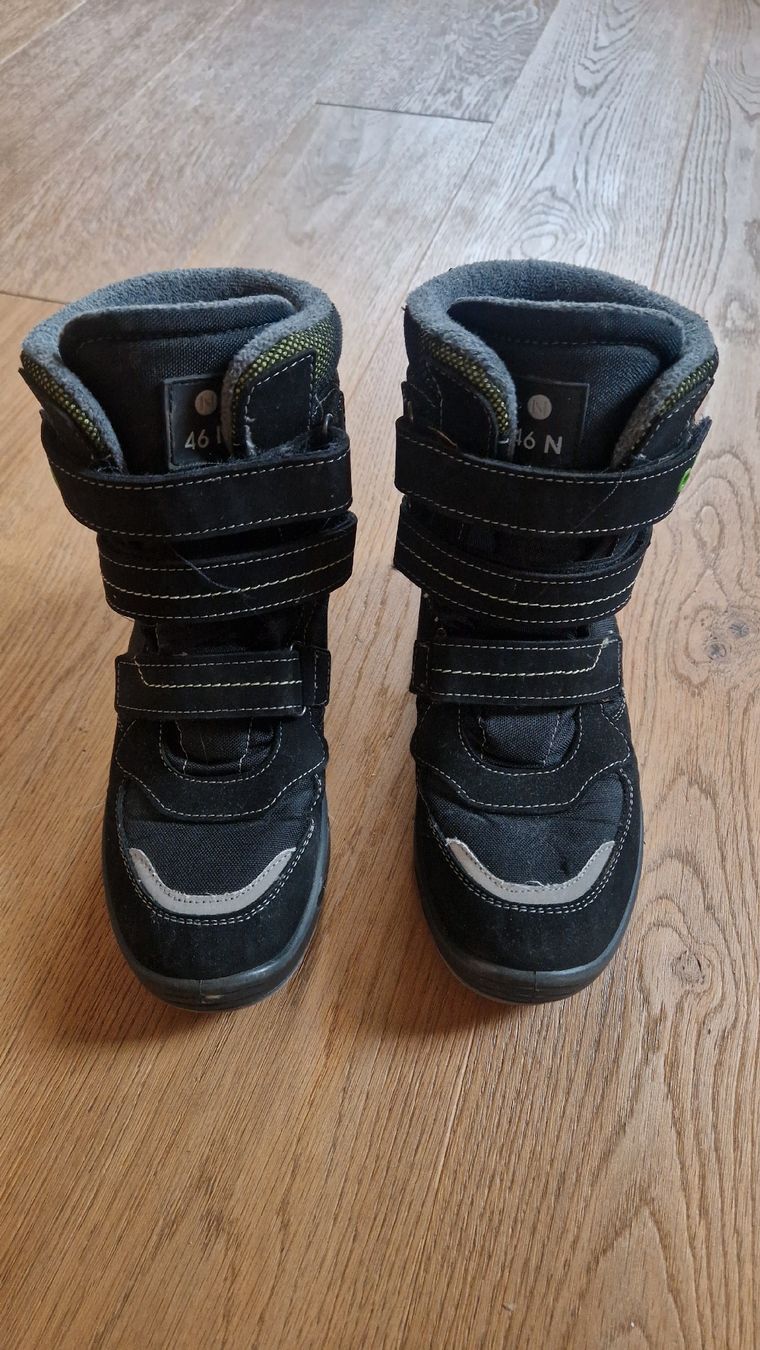 Schuhe für Jungen: Winterschuhe gr.38 – Gebraucht aus Mülligen von Dela19