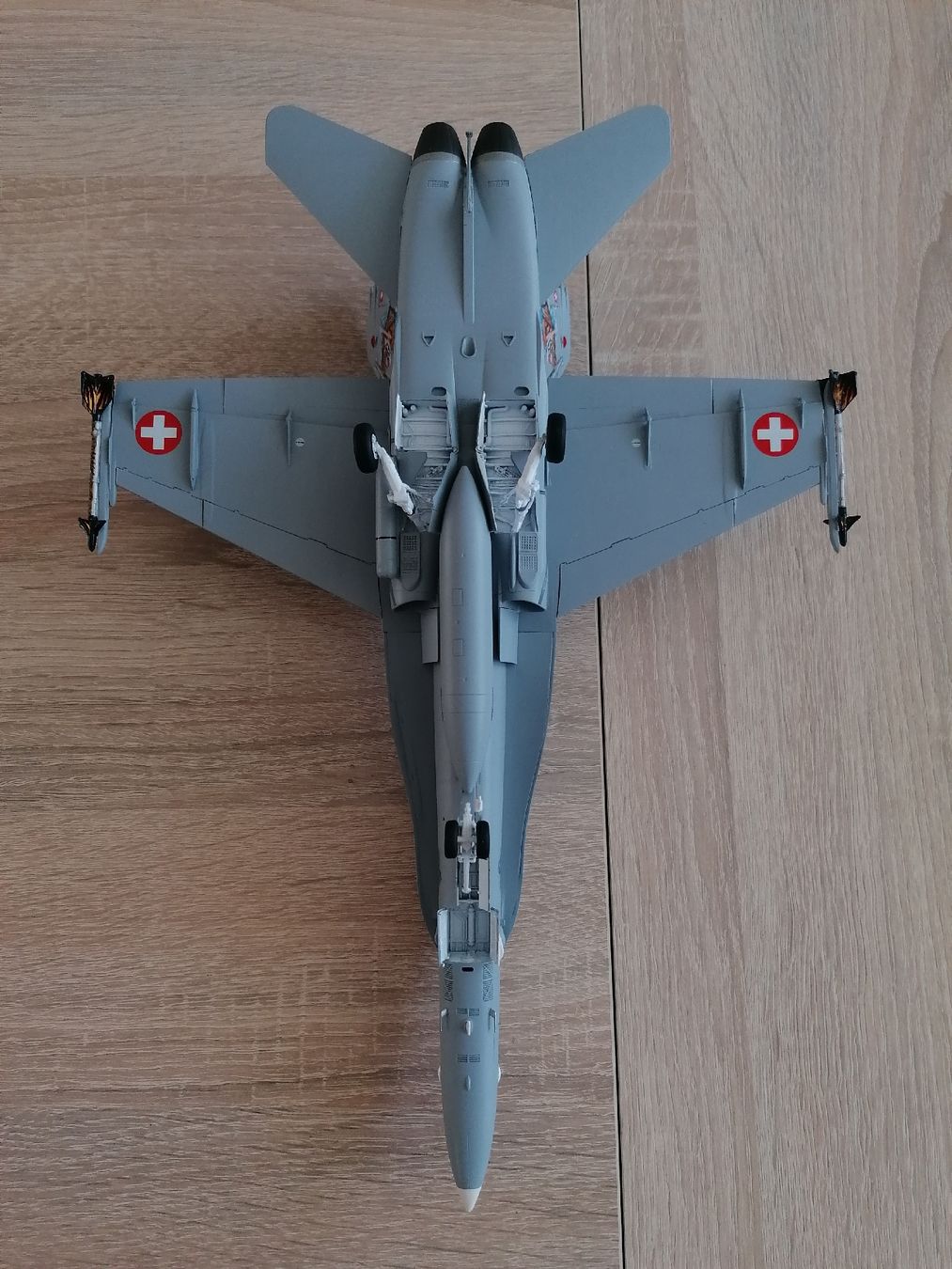 Schweizer Armee Modellbausätze & Standmodelle: FA/18  Massstab 1:48 – Neu (gemäss Beschreibung) aus Brunnen von pepone08 6