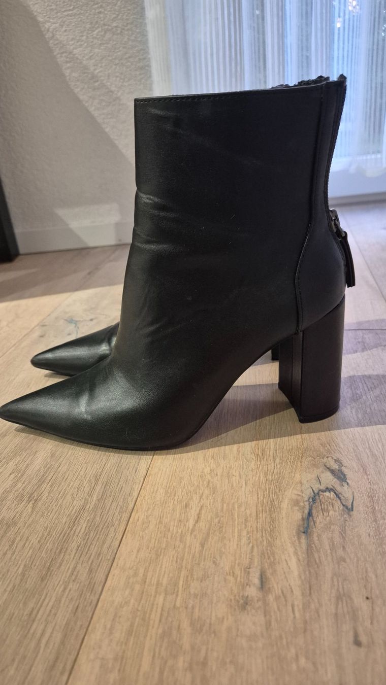 Mango Damenschuhe: Elegante Stiefelette Mango – Gebraucht aus Brügg BE von Tub_san 4