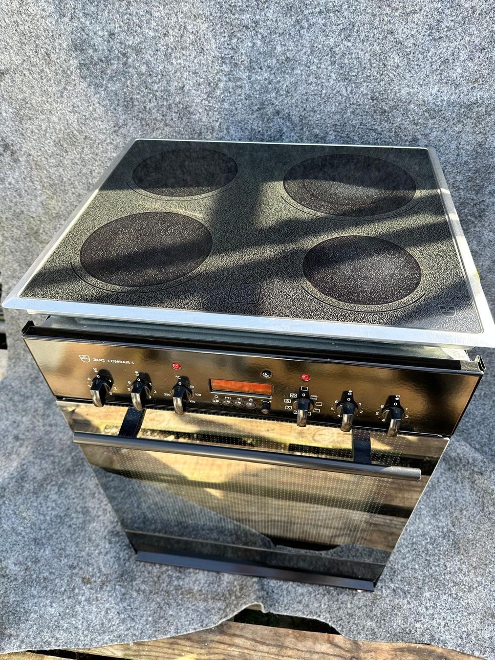 V-Zug Forni: Backofen mit Glaskeramik V-ZUG – Usato da Spreitenbach venduto da Space_X 8