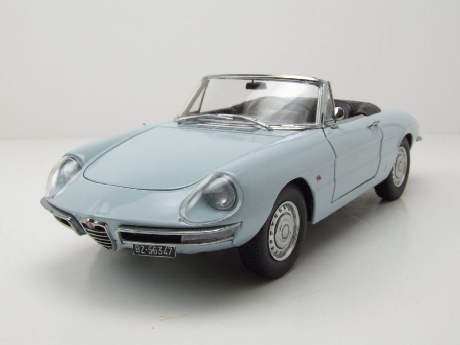 Alfa Romeo Modellini d'auto: Alfa Romeo Duetto Spider 1966-1969 hellblau/ Verdeck schwarz – Nuovo e nell'imballaggio originale da Gerlafingen venduto da espero88
