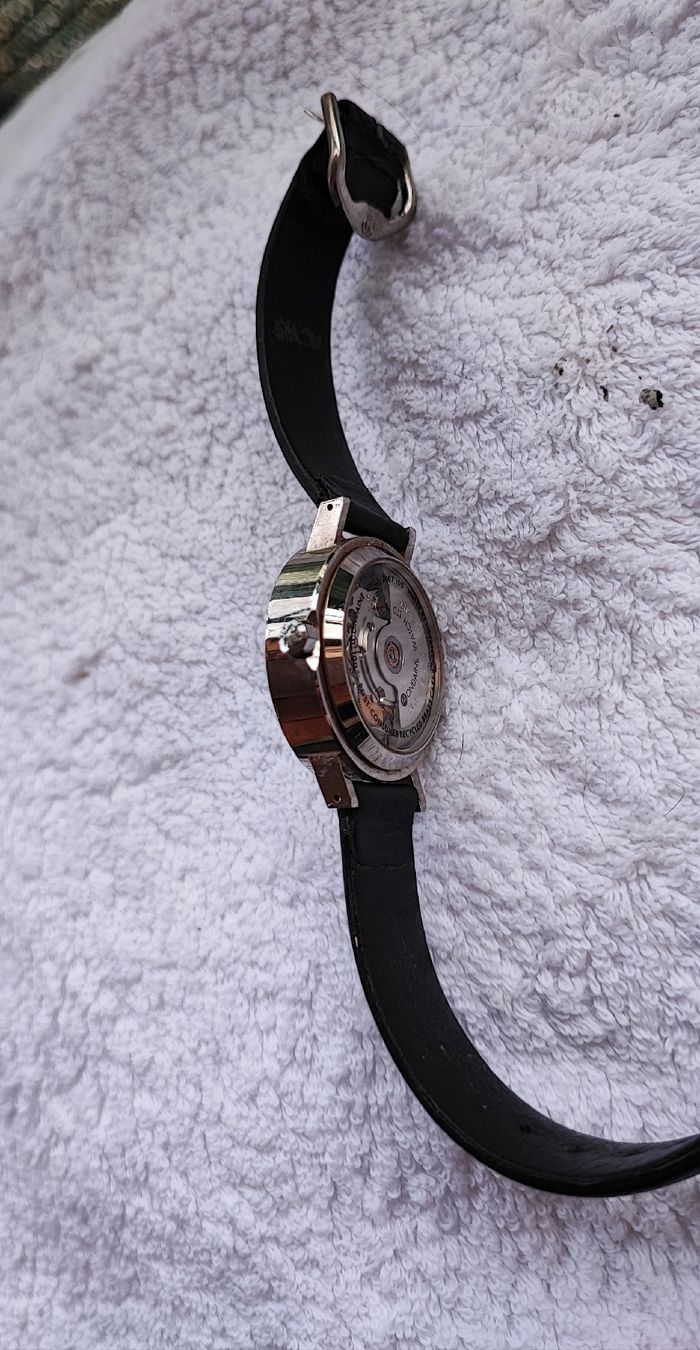 Mondaine Uhren: Mondaine Uhr Unisex  – Gebraucht aus Zollikofen von zar_j67f 5