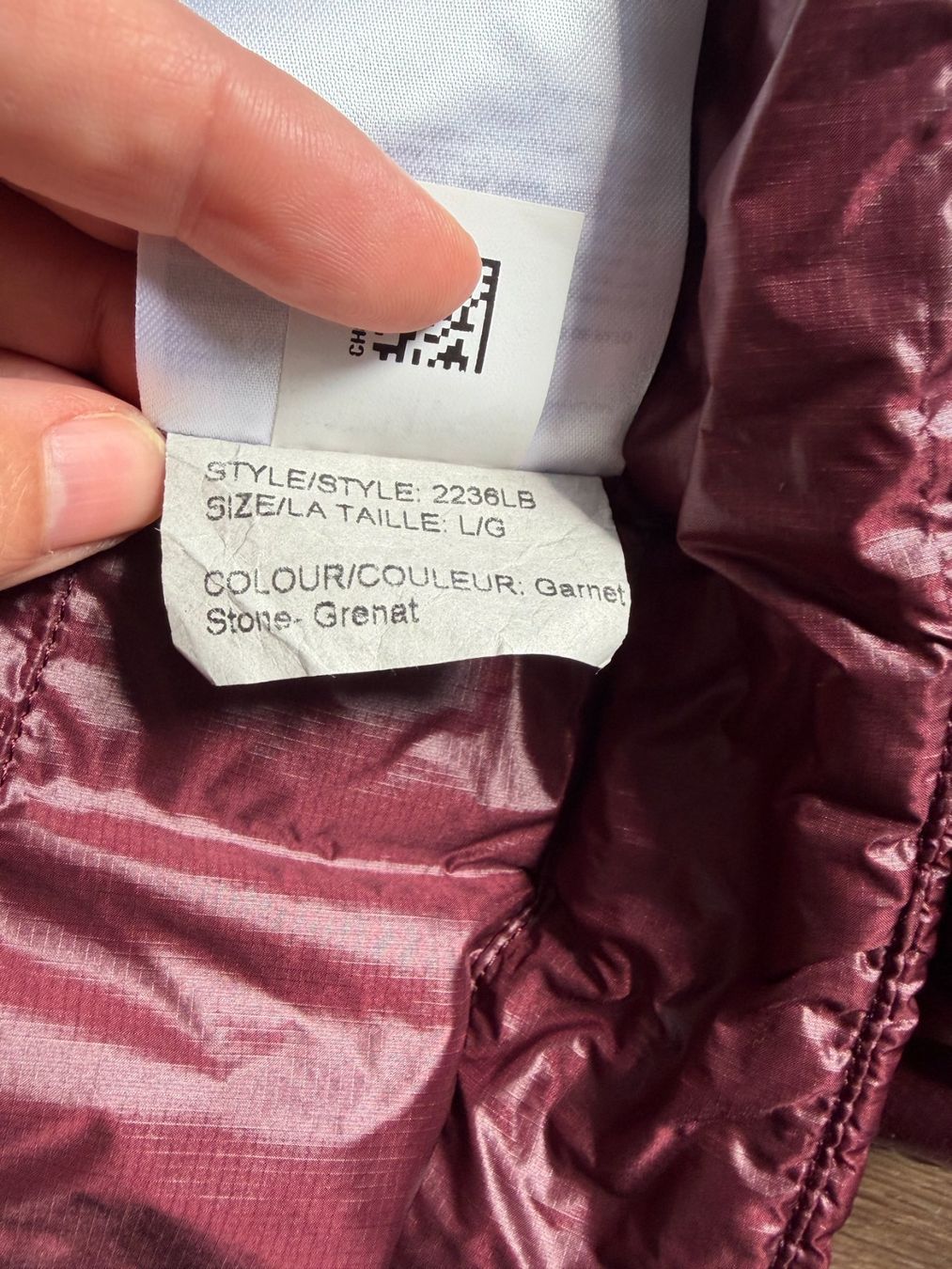Canada Goose Jacken: Canada Goose Cypress Jacket Black Label /Gr. L /Garnet Stone – Neu (gemäss Beschreibung) aus Hämikon von nightfox7 7