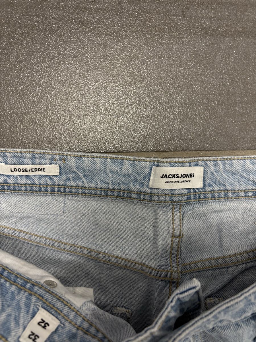 Jack & Jones Jeans: Jack&Jones Loose Eddie 32/32 – Usato da Rümlang venduto da svent 5