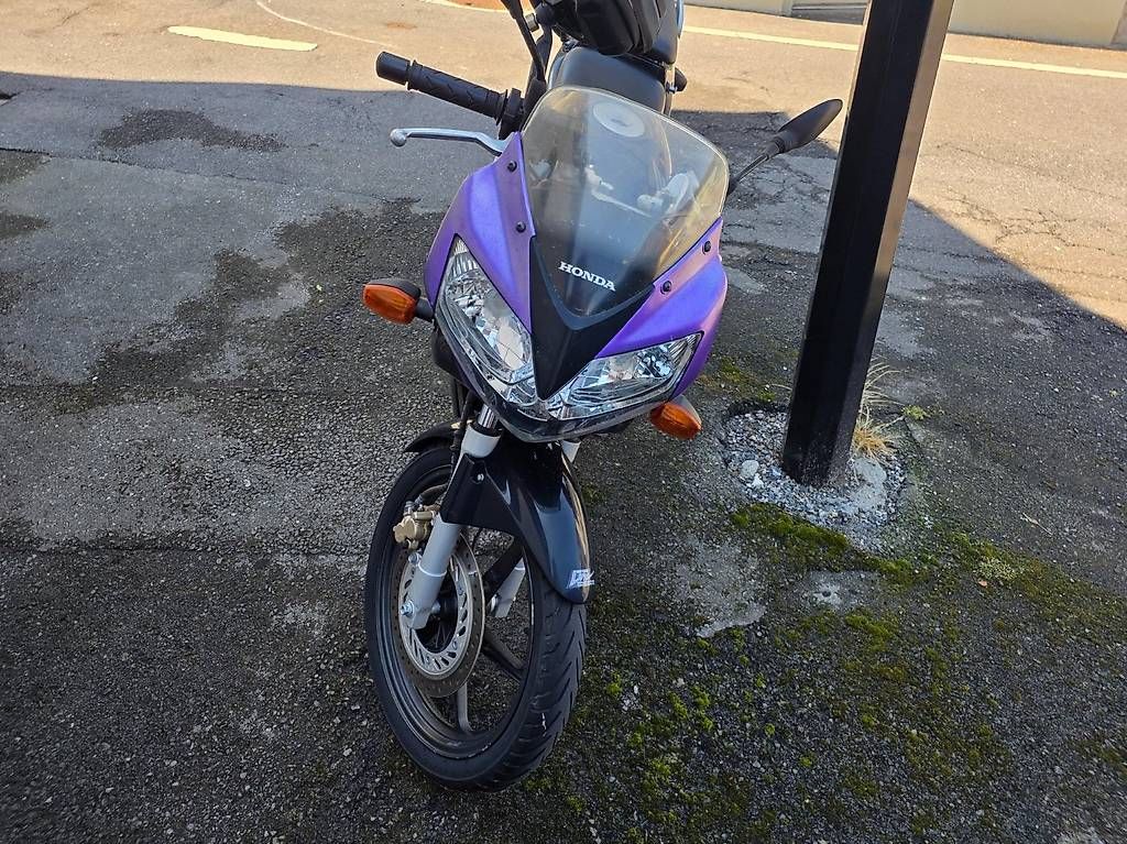 Honda Strada: Honda CBR 125cc - Occasion à saisir – Usato da St-Gingolph venduto da Caapii 2
