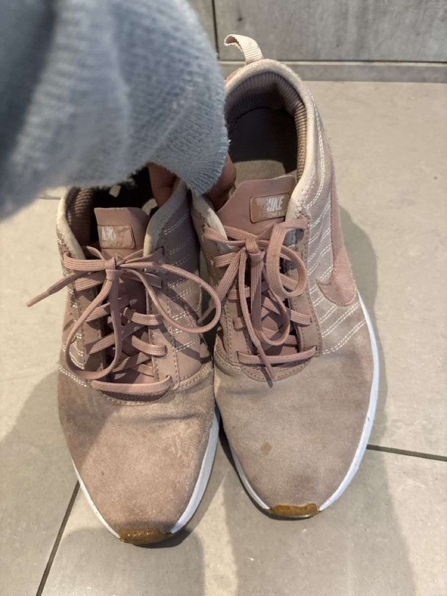 Scarpe da donna: Nike Schuhe sneakers nr 40 – Usato da Biel/Bienne venduto da tan_h8l9 3