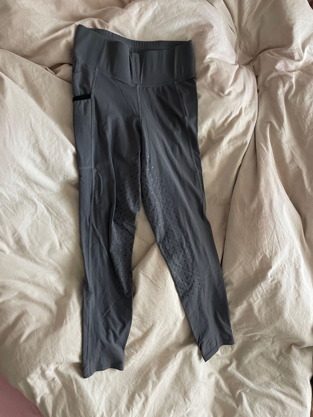 Felix Bühler Hosen: Felix Bühler Reitleggins Grösse 40 – Gebraucht aus Zürich von veraaleaa