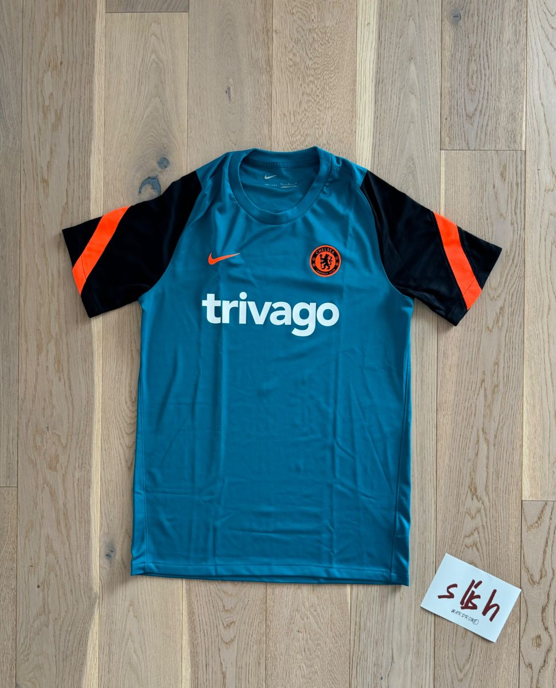 Adidas Leibchen & Hosen: Chelsea training shirt 2022-2023 – Gebraucht aus La Chaux-de-Fonds von slishwardrobe