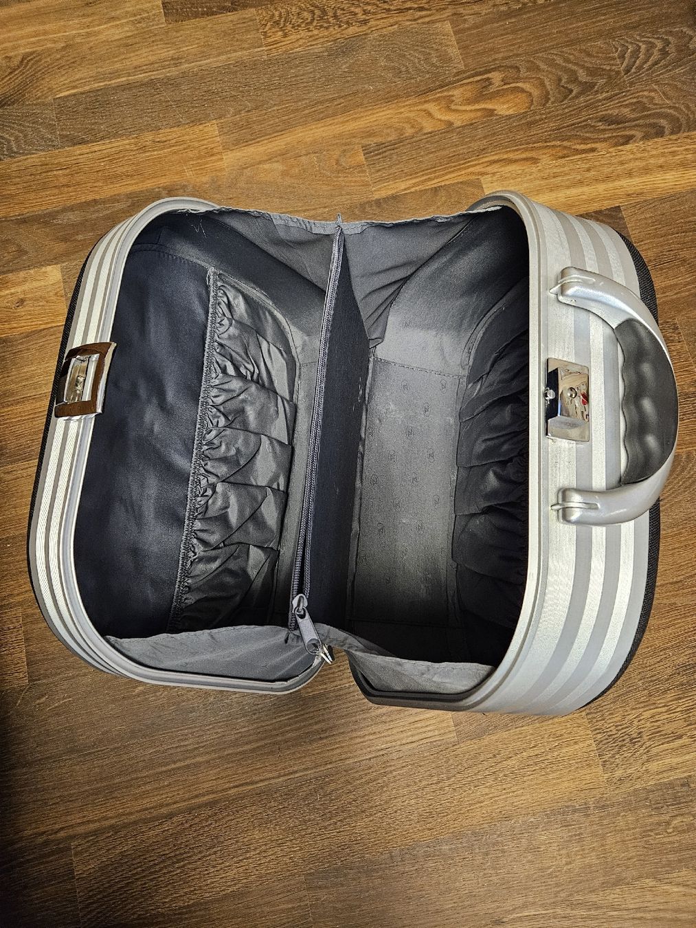 Valigie: Beautycase – Usato da Rikon im Tösstal venduto da fragolina40