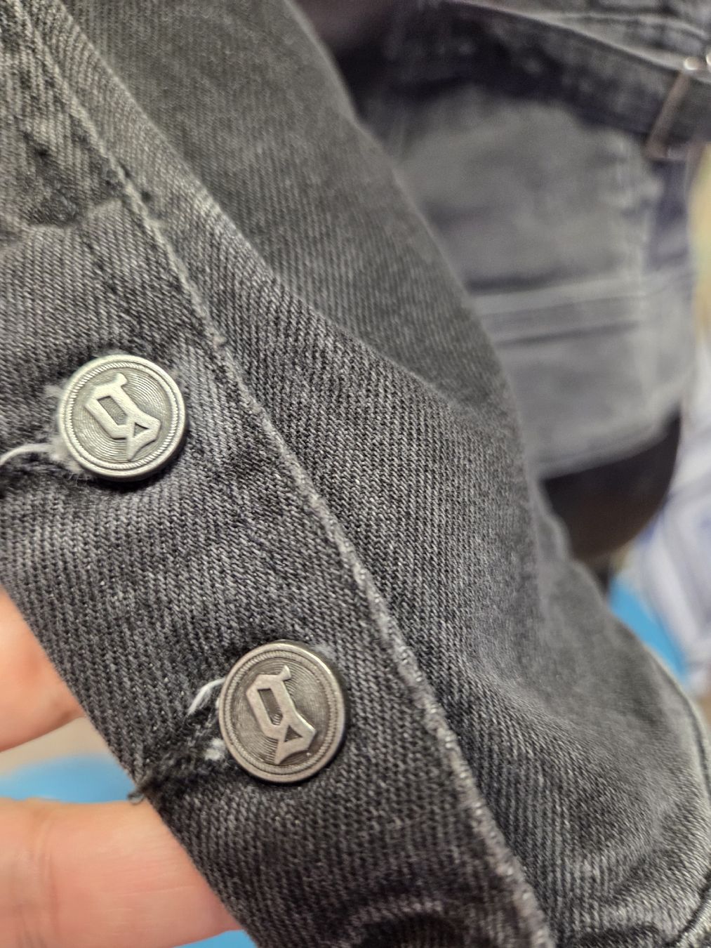Giacche: Denim Jacket John Galliano  – Usato da Zürich venduto da finesse.shop 7