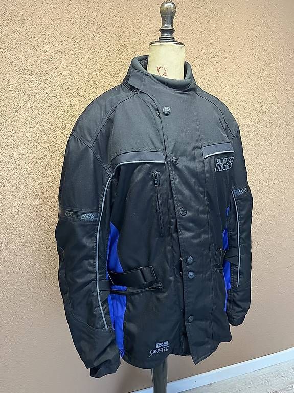 IXS Lotti di vestiti: IXS Motorradbekleidung – Usato da Bürglen UR venduto da Heitec