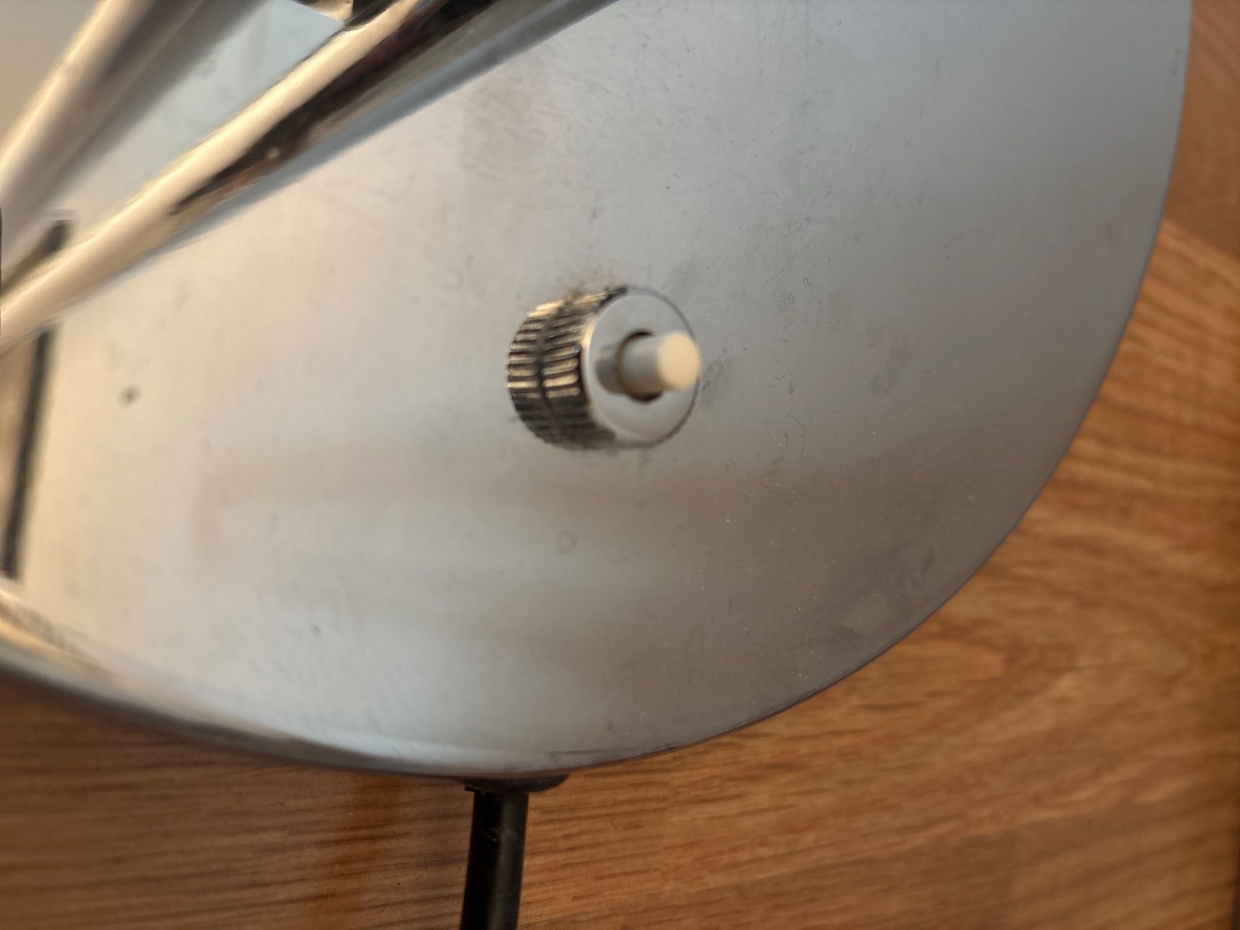 Classicon Lampes: ClassiCon Eileen Gray Stehleuchte – D'occasion à Basel par magnummarine 5