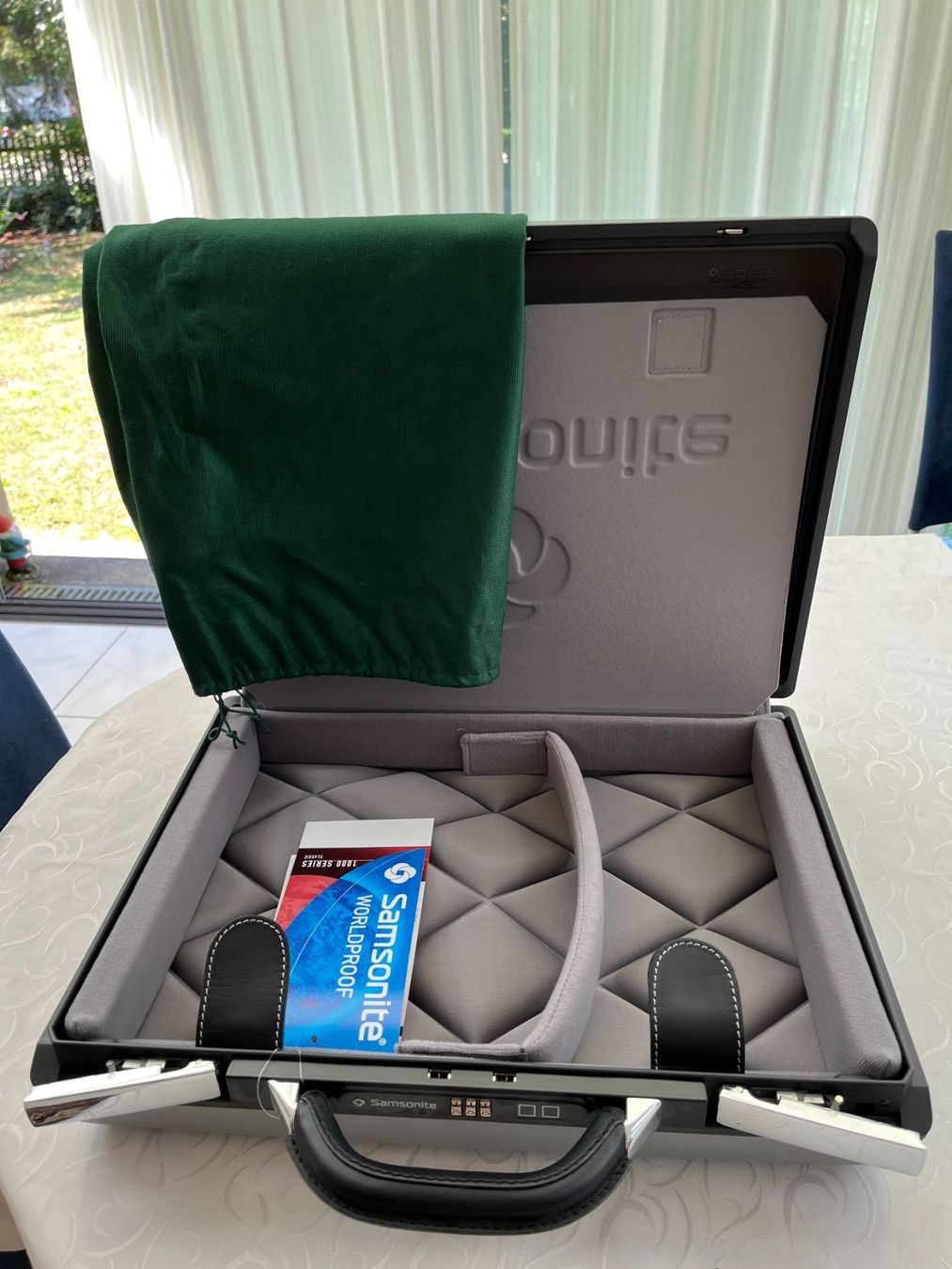 Valigie: Aktenkoffer – Nuovo (secondo la descrizione) da Ettingen venduto da dar_rqn6 3