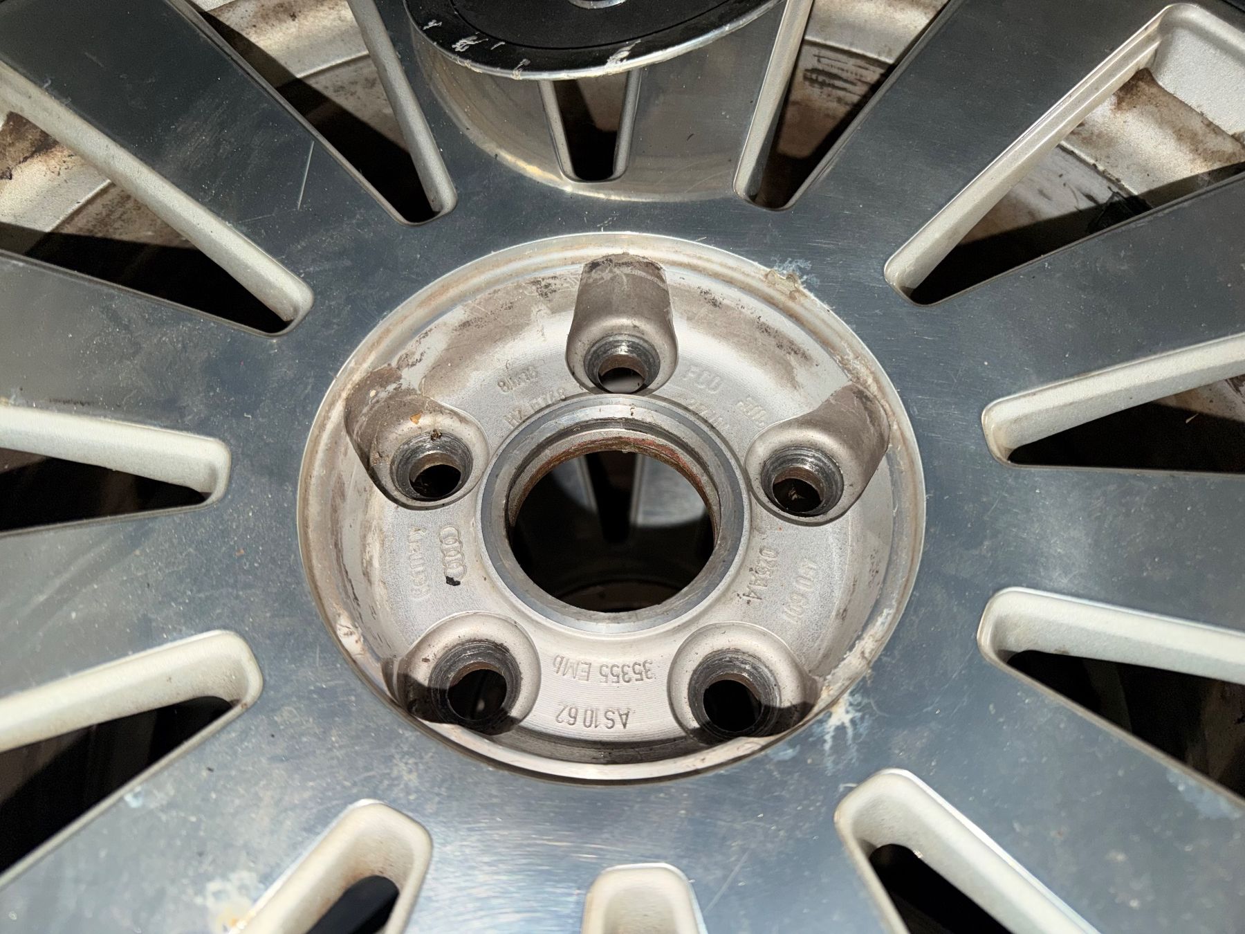 Audi Pneumatici & Ruote complete: Audi Original 18 Zoll Räder – Usato da Kloten venduto da Rs2js 1