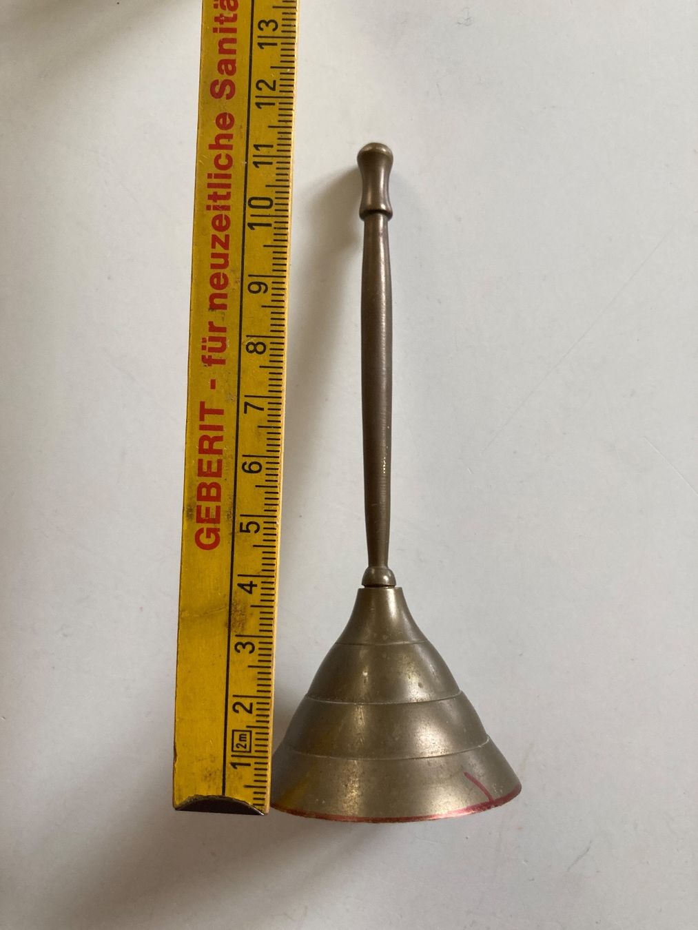 Campanacci mucche: Kleine Tischglocke aus Messing – Usato da Zürich venduto da Chaeffeler 4