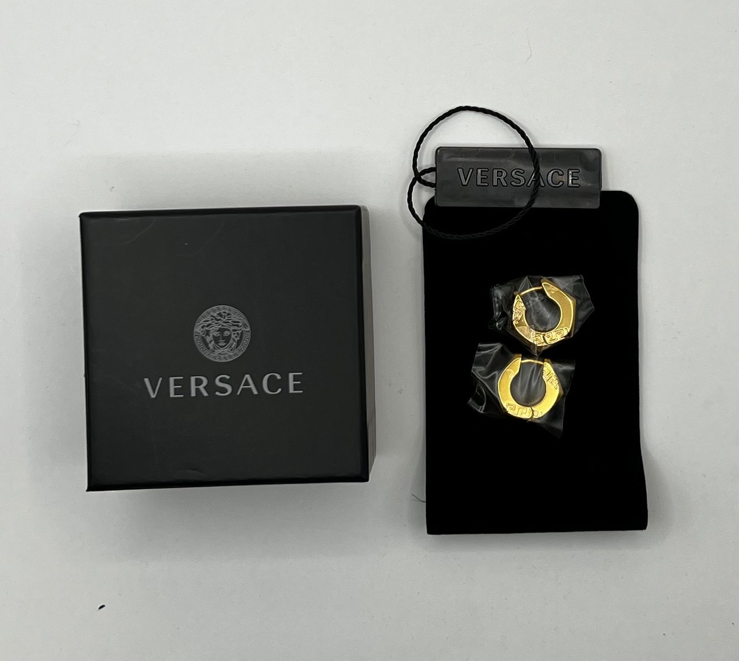 Versace Orecchini pendenti & Orecchini a lobo: Versace Ohrringe, goldig – Nuovo e nell'imballaggio originale da Oberaach venduto da Dandy2021 4