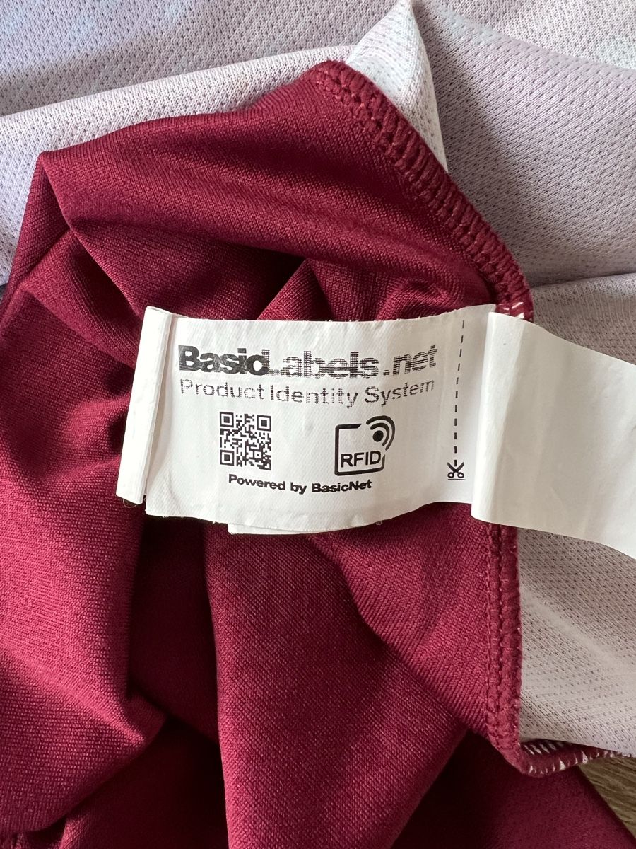 Kappa Canottiere & Pantaloni: Aston Villa Player Pre Match Trainingshirt Gr XL – Usato da Mümliswil venduto da Calciopat 5