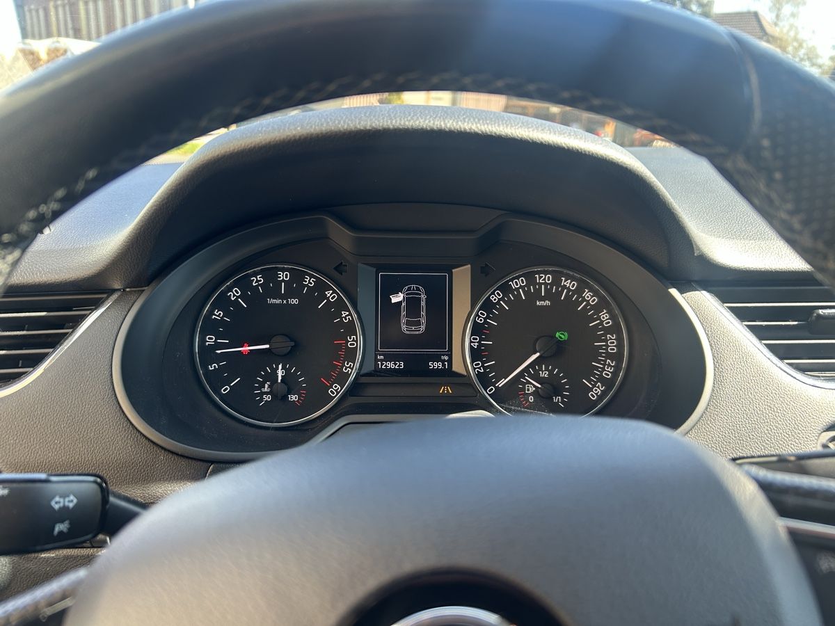 Skoda Automobili: Skoda Octavia 2.0 Tdi DSG – Usato da Ulmiz venduto da fendt020 6