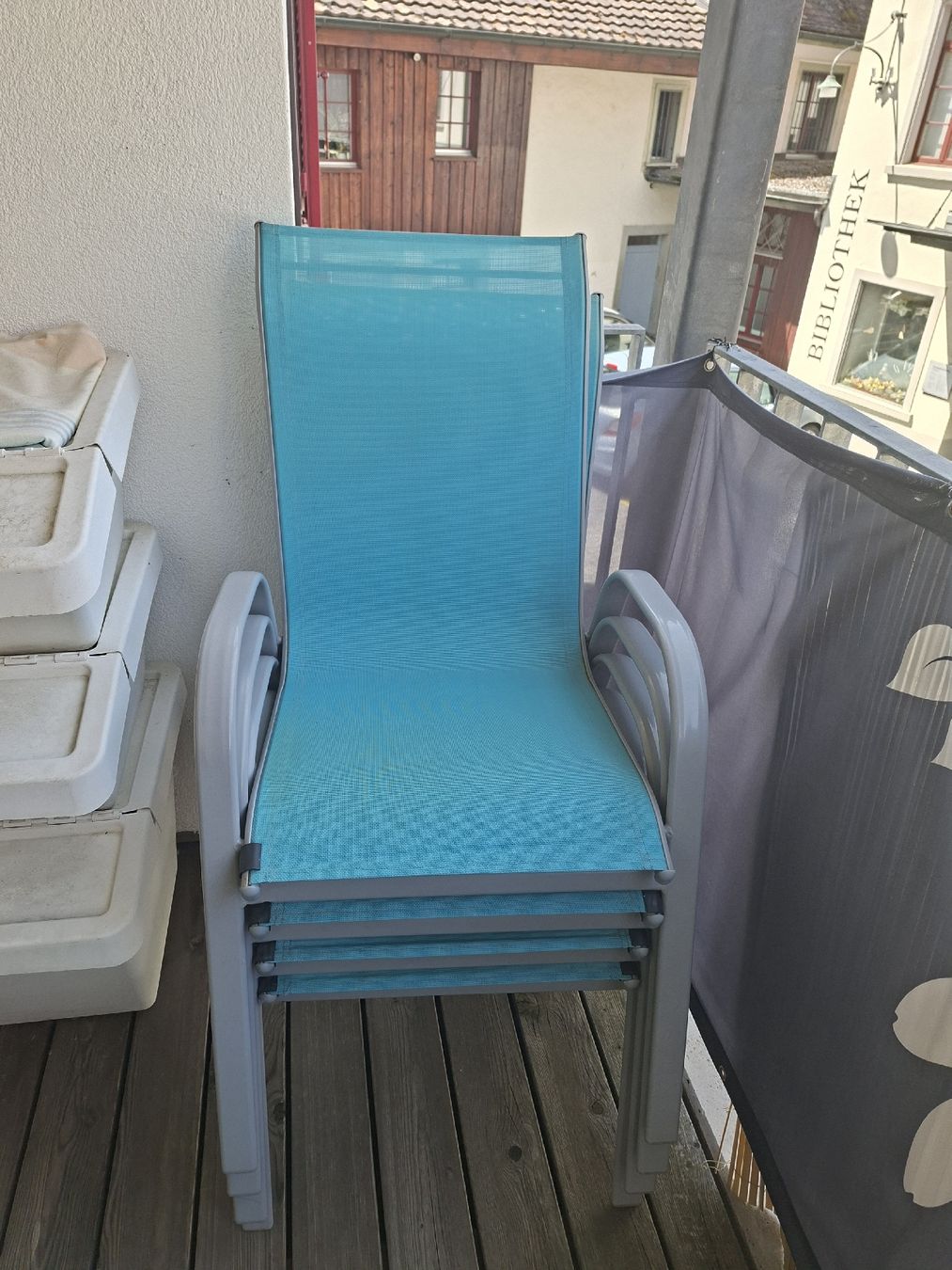Sedie: 4 stapelbare Gartenstühle – Usato da Pfäffikon ZH venduto da Nadine_See