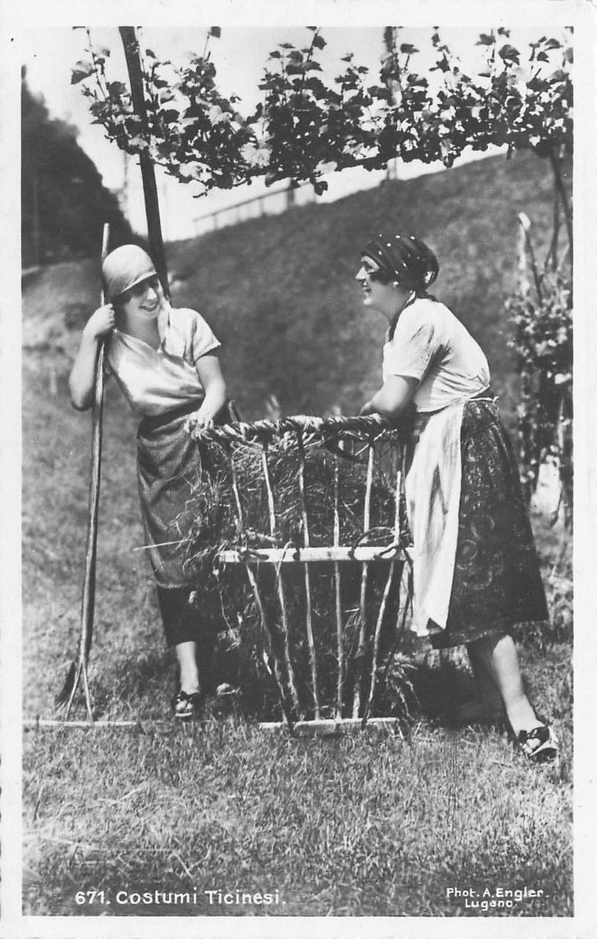 Cartoline postali: Costumi Ticinesi – Usato da Biasca venduto da Blenio71