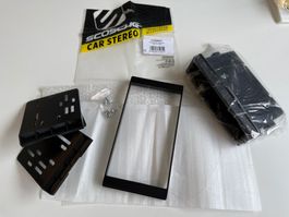 Adapter für ein Autoradio
