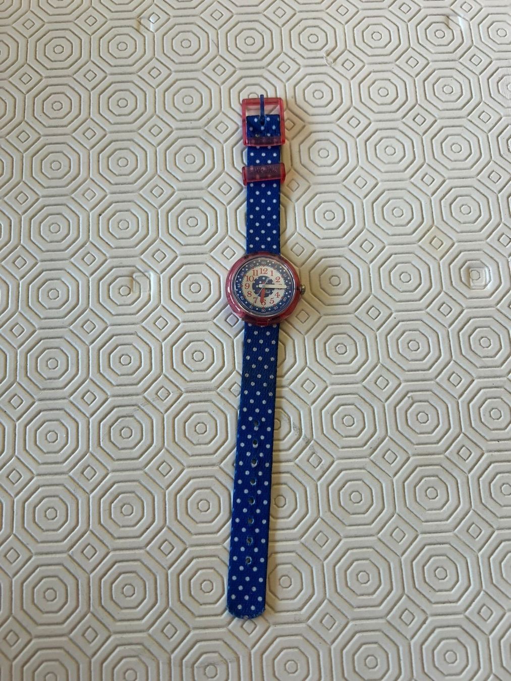 Flik Flak Uhren: Orologio FlikFlak a pois – Gebraucht aus Melano von H-Sara