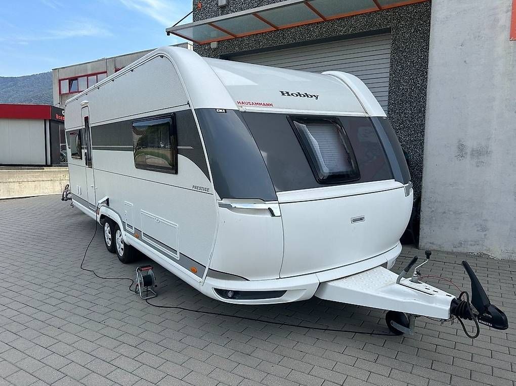 Hobby Veicoli da campeggio: Hobby Prestige 620 CL – Usato da Cadenazzo venduto da CaravanService 2