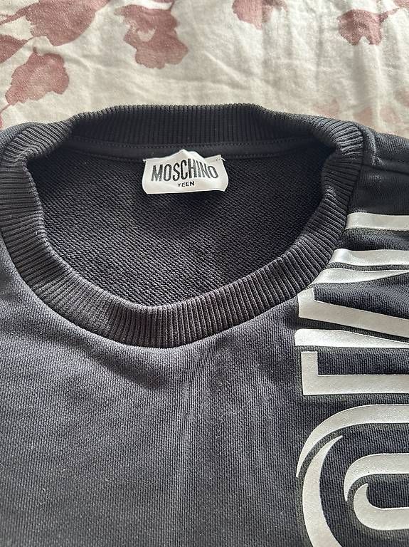 Maglioni & Felpe: Moschino – Usato da Bellinzona venduto da SammlerTI 1