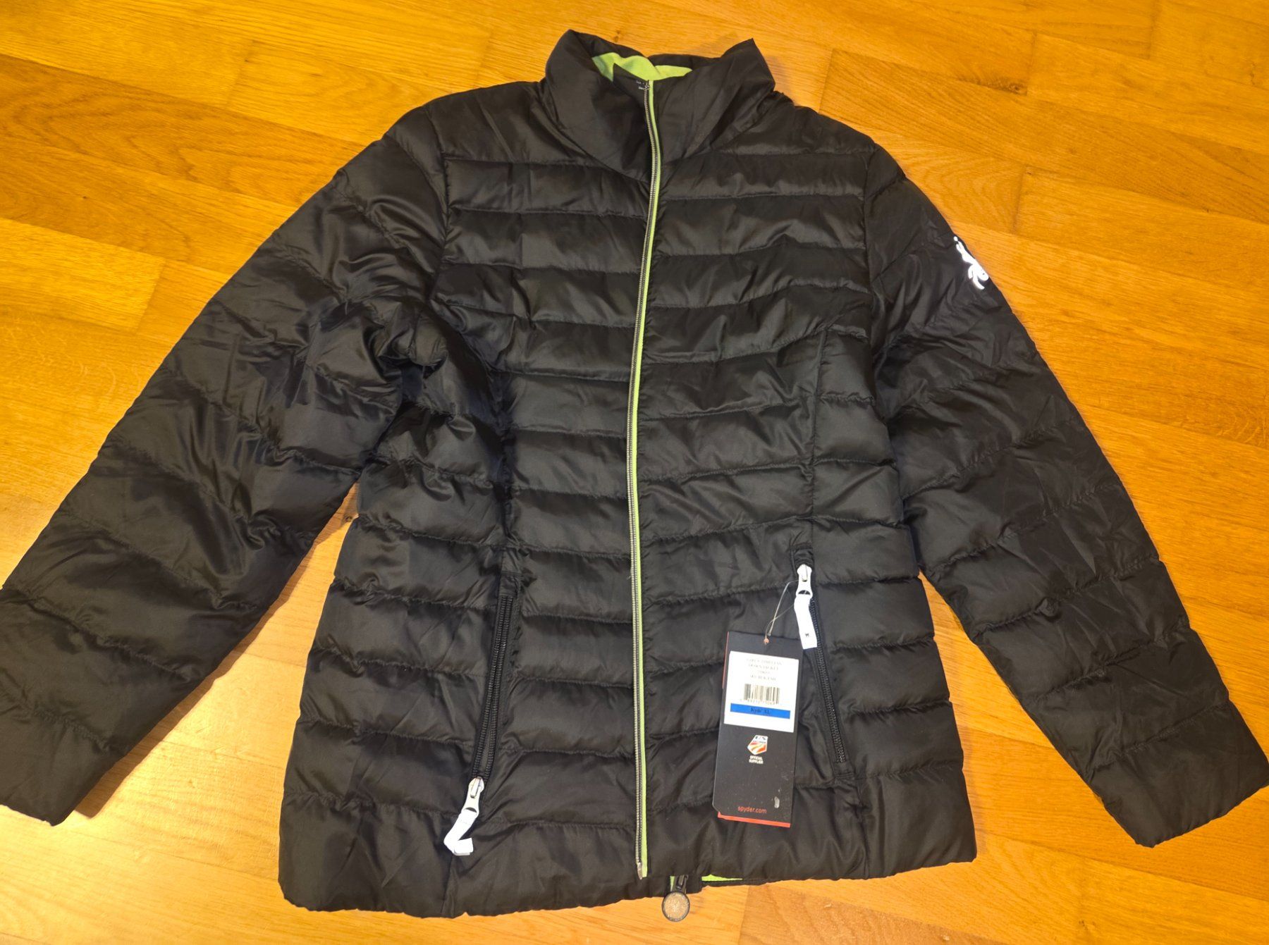 Spyder Jacken & Mäntel: Spyder Jacke Fabrikneu – Gebraucht aus Sursee von Ventiduese