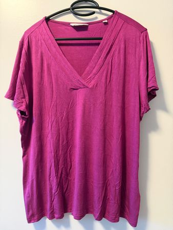 Sommerliches Damen T-Shirt Tschibo Grösse 40/42 M pink NEU