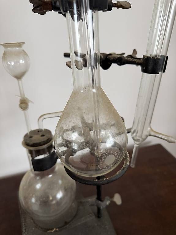 Bicchieri: Ancien laboratoire en verre – Usato da Arvillard (Salins) venduto da Taniguchi 2